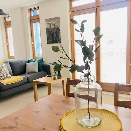 Centre Of Birmingham, 2 Bedroom - Perfect For Families, Group, Or Business Экстерьер фото