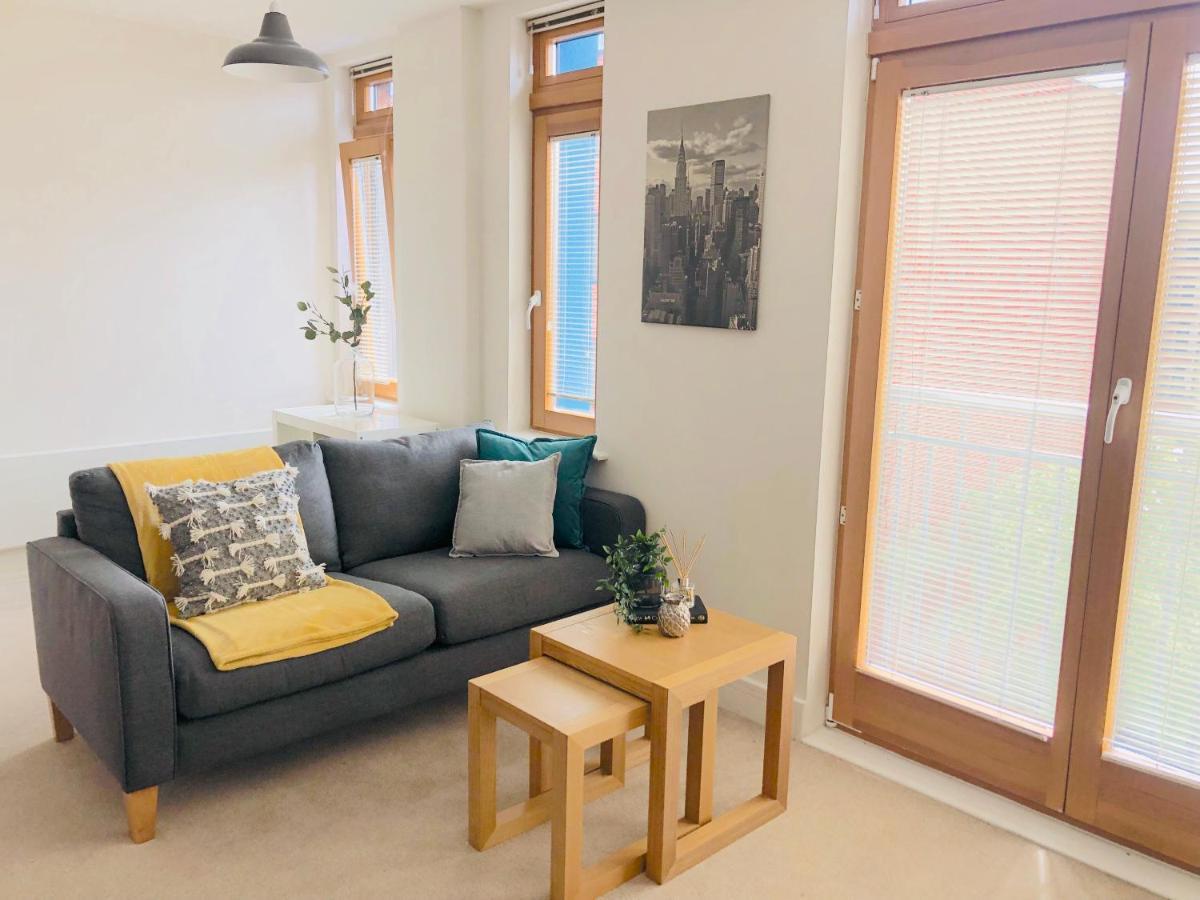 Centre Of Birmingham, 2 Bedroom - Perfect For Families, Group, Or Business Экстерьер фото