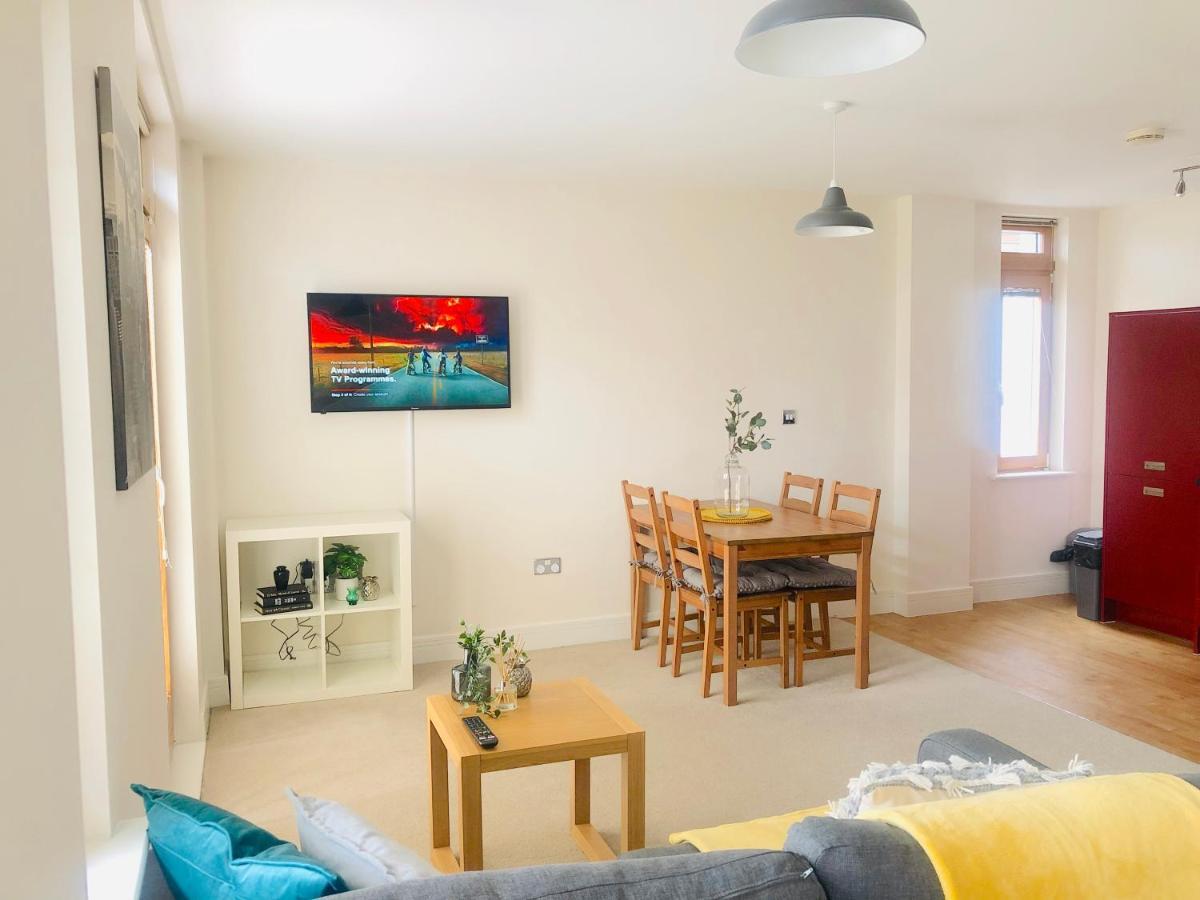 Centre Of Birmingham, 2 Bedroom - Perfect For Families, Group, Or Business Экстерьер фото