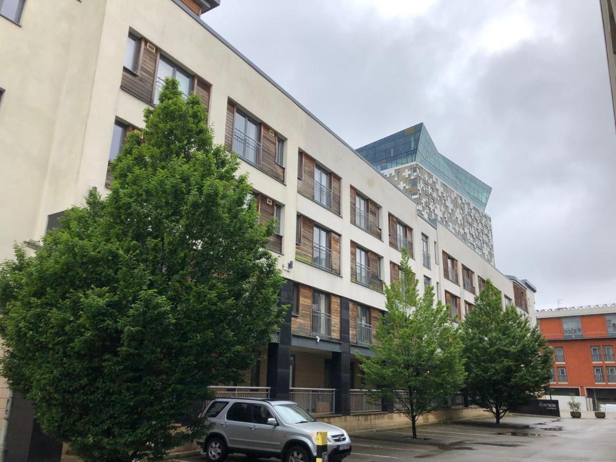 Centre Of Birmingham, 2 Bedroom - Perfect For Families, Group, Or Business Экстерьер фото